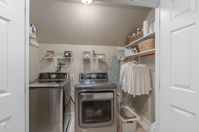 102 Clubstone Lane, Cary, NC 27518