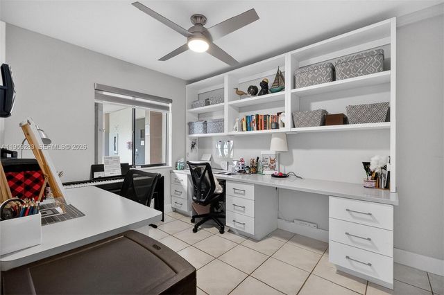 8540 SW 133rd Ave Rd 112, Miami, FL 33183