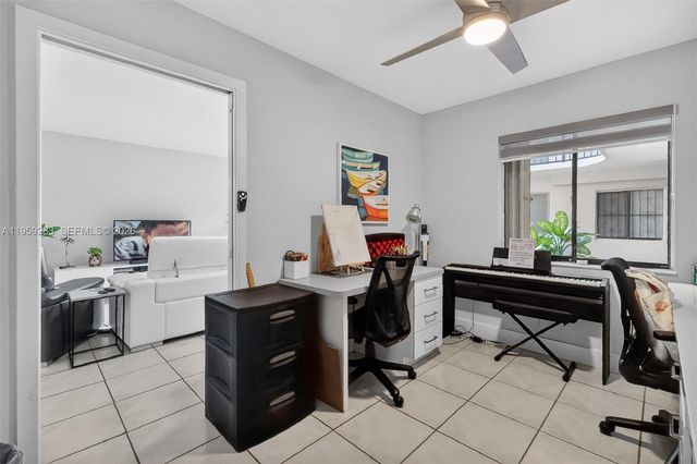 8540 SW 133rd Ave Rd 112, Miami, FL 33183