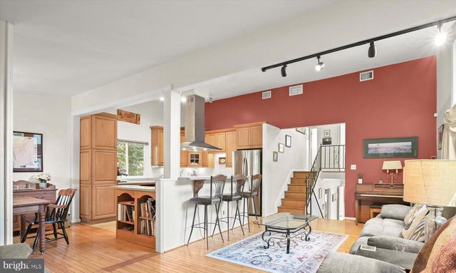 9233 SPRING VALLEY RD, Ellicott City, MD 21043