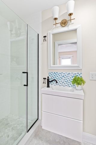 15 Boston Ave 1, Somerville, MA 02144