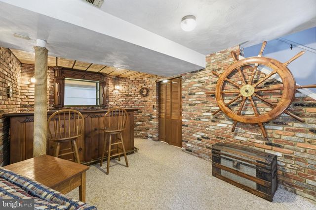 2019 VALLEY RD, Annapolis, MD 21401