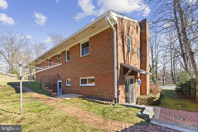2019 VALLEY RD, Annapolis, MD 21401