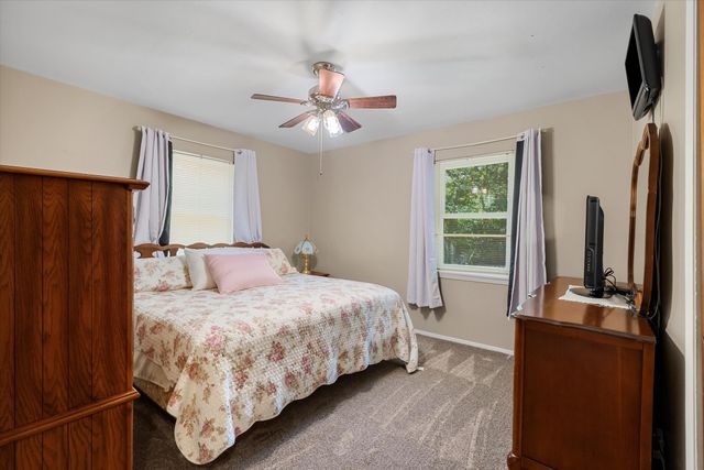 1207 Lakeside Drive, Grand Saline, TX 75140