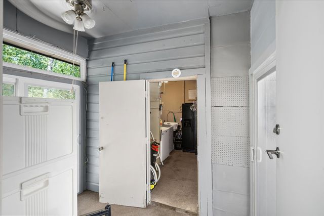 1207 Lakeside Drive, Grand Saline, TX 75140