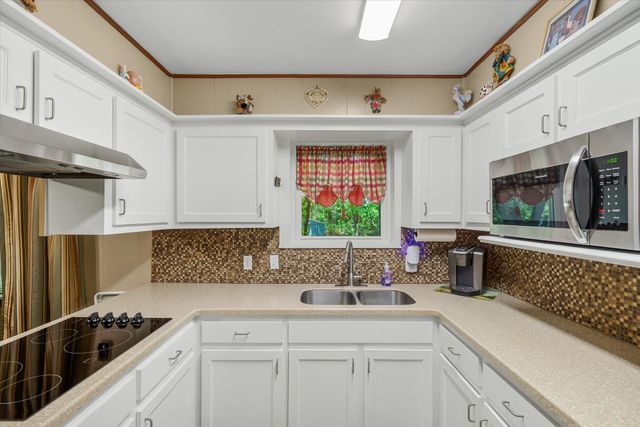 1207 Lakeside Drive, Grand Saline, TX 75140