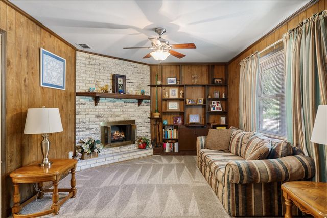 1207 Lakeside Drive, Grand Saline, TX 75140