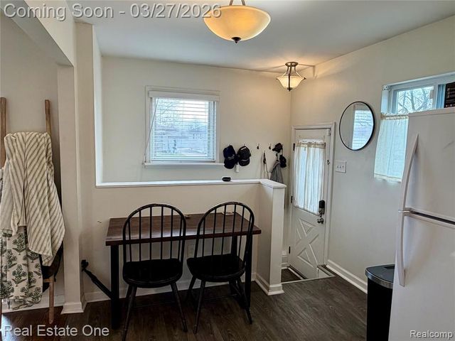 6688 Madison Street, Taylor, MI 48180