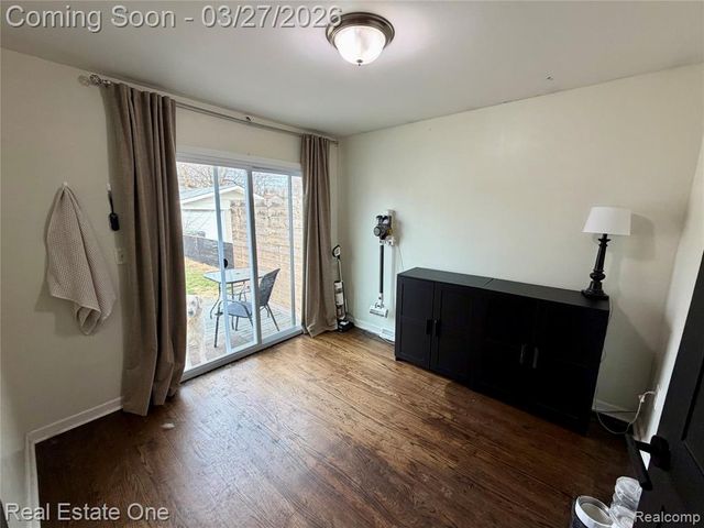 6688 Madison Street, Taylor, MI 48180