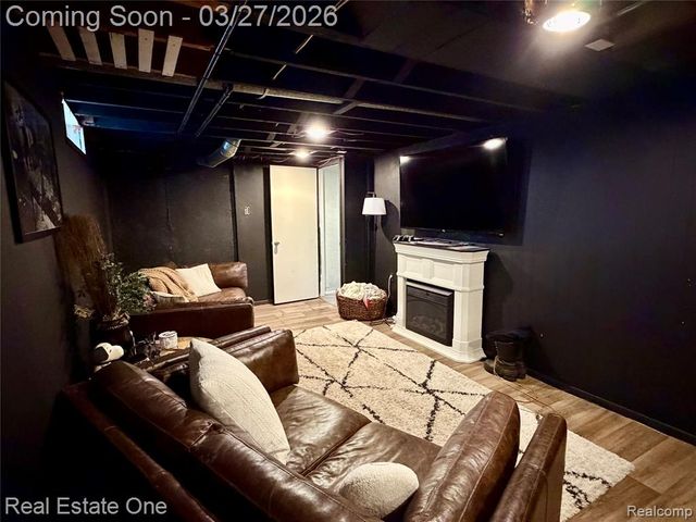 6688 Madison Street, Taylor, MI 48180