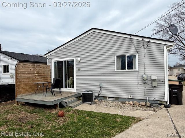 6688 Madison Street, Taylor, MI 48180