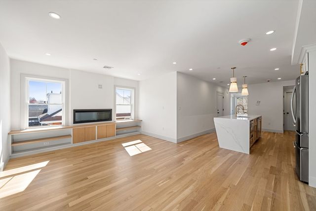 6-8 South 2, Stoneham, MA 02180