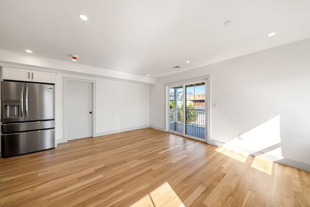 6-8 South 2, Stoneham, MA 02180