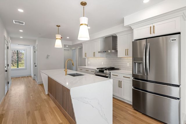 6-8 South 2, Stoneham, MA 02180