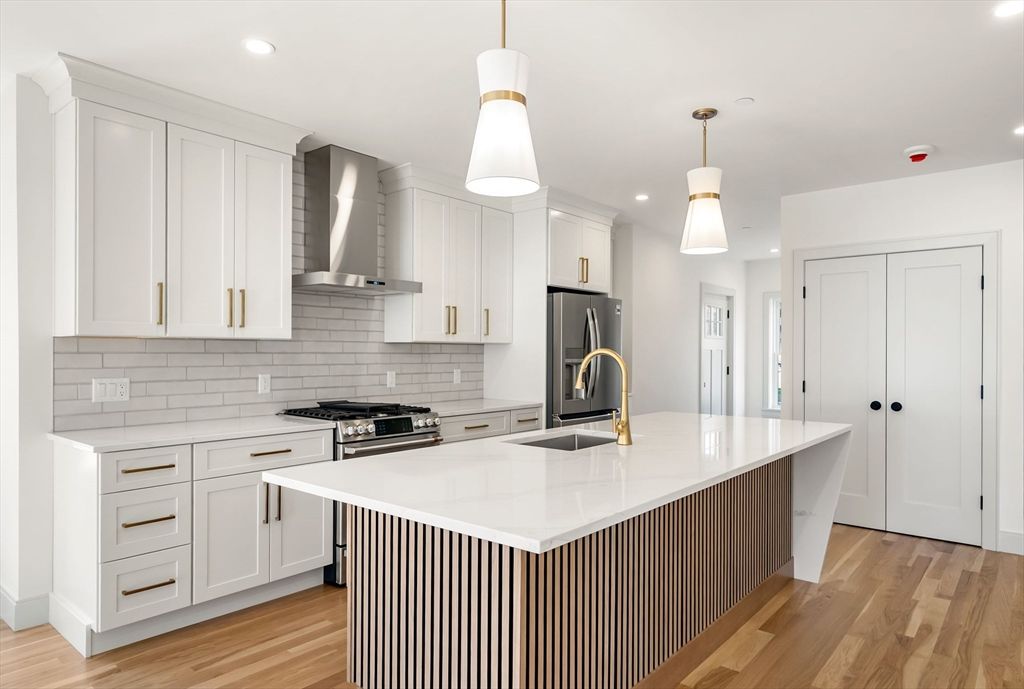 6-8 South 2, Stoneham, MA 02180