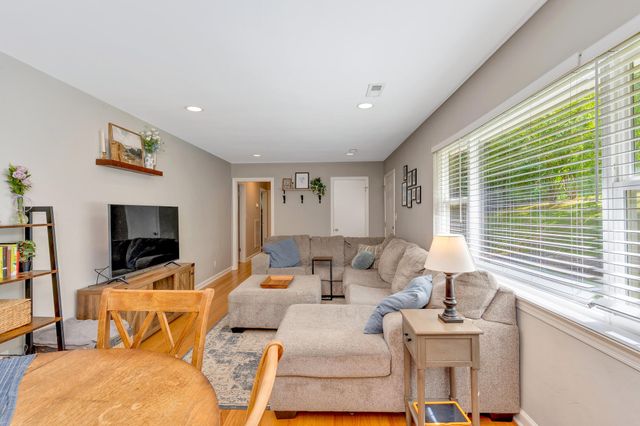 3616 Thrushwood Drive, Chattanooga, TN 37415