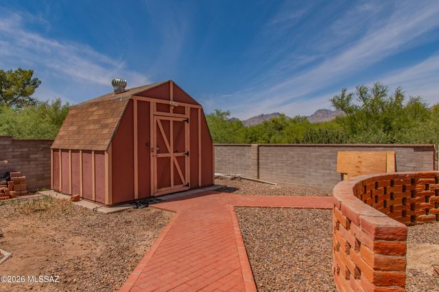 2720 N Avenida Empalme, Tucson, AZ 85715