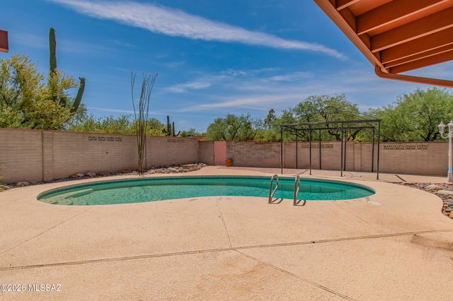 2720 N Avenida Empalme, Tucson, AZ 85715