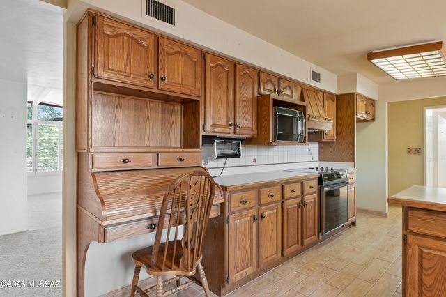 2720 N Avenida Empalme, Tucson, AZ 85715