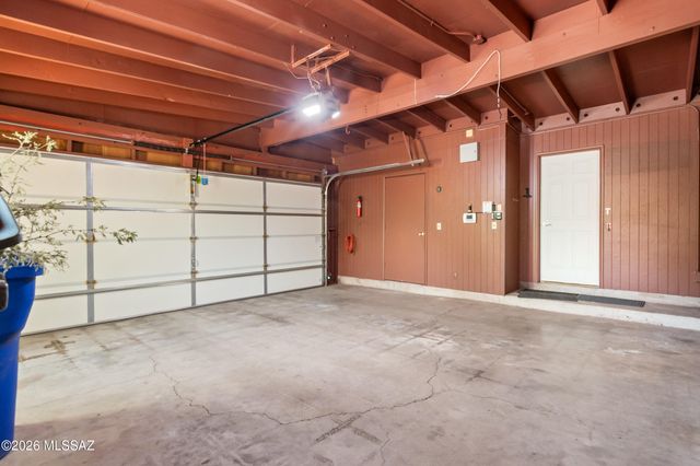 2720 N Avenida Empalme, Tucson, AZ 85715