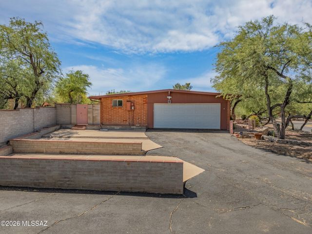 2720 N Avenida Empalme, Tucson, AZ 85715