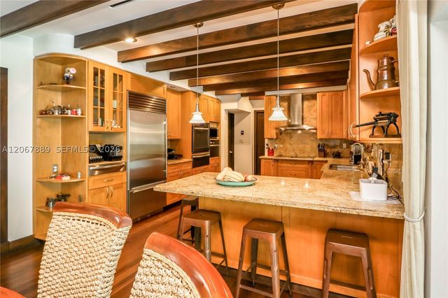 19 W Sunrise Ave, Coral Gables, FL 33133