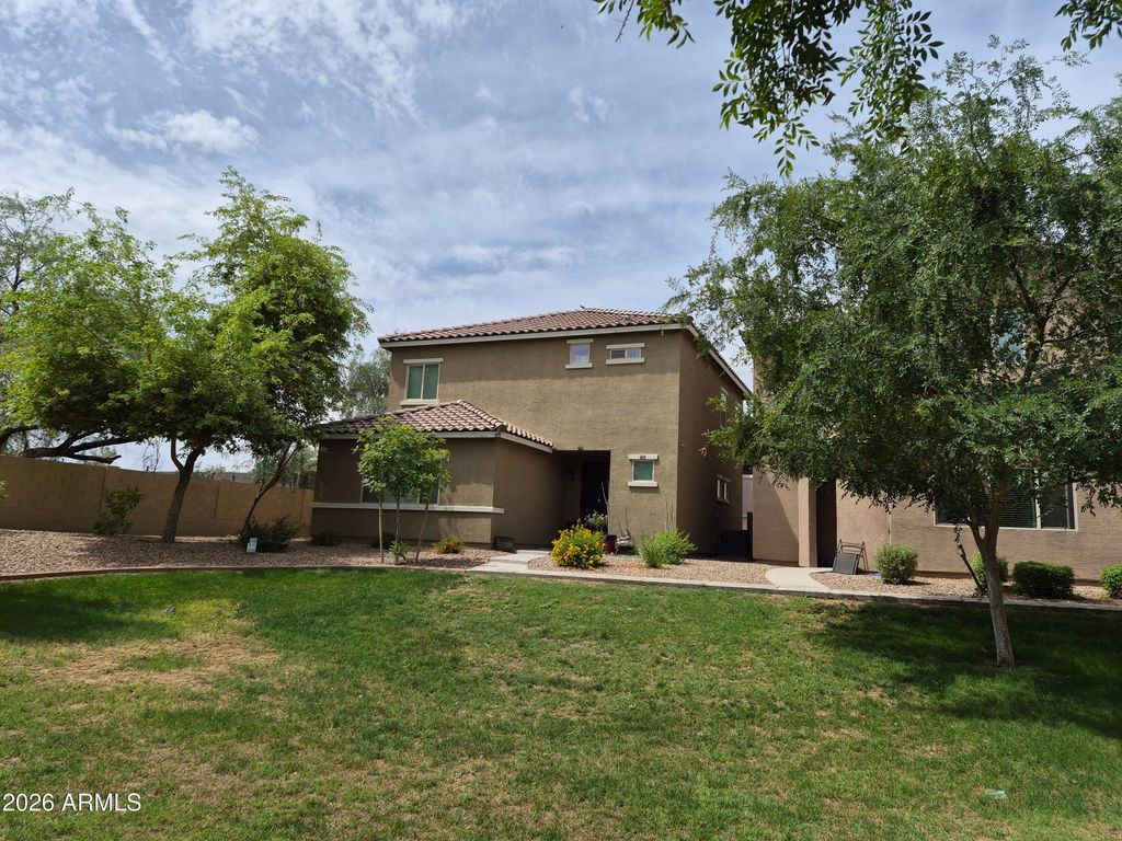 Image 1 of property listing at 1711 W POLLACK Street, Phoenix, AZ 85041