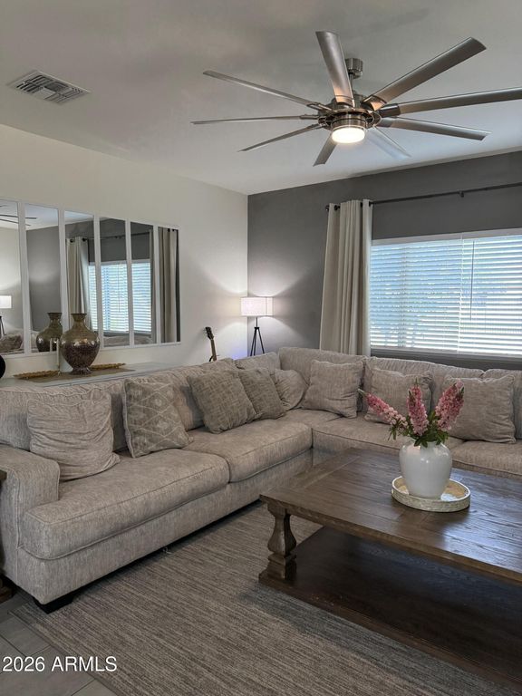 Image 13 of property listing at 1711 W POLLACK Street, Phoenix, AZ 85041