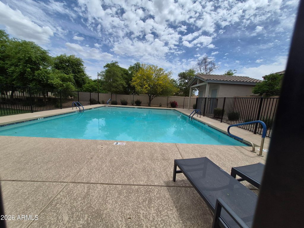 Image 26 of property listing at 1711 W POLLACK Street, Phoenix, AZ 85041