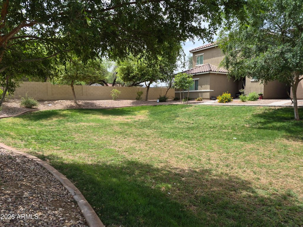 Image 8 of property listing at 1711 W POLLACK Street, Phoenix, AZ 85041