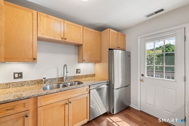 2289 Bedford Street G2, Stamford, CT 06905