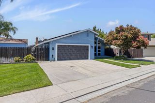 1061 Chianti Ln, Manteca, CA 95337