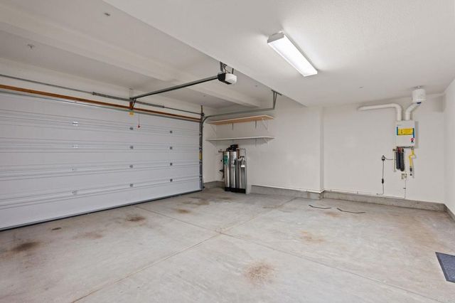 15968 Parkview Loop, San Diego, CA 92127