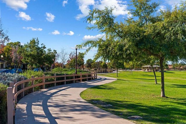 15968 Parkview Loop, San Diego, CA 92127