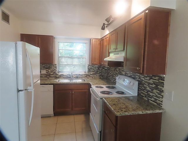 1307 COOK STREET, Deland, FL 32724