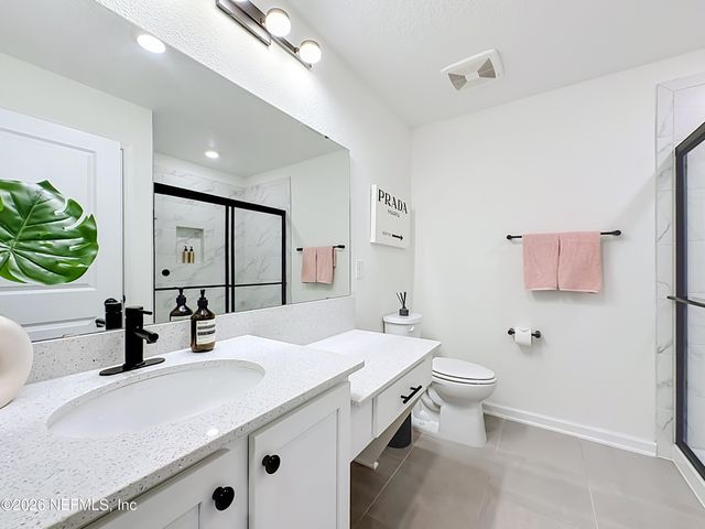 826 FLACH Drive, Jacksonville, FL 32259