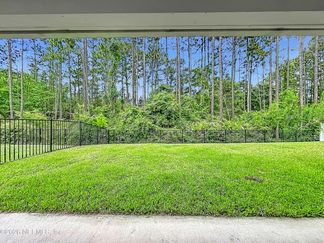 826 FLACH Drive, Jacksonville, FL 32259