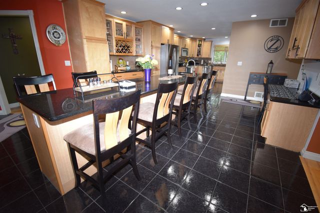 24160 Fairview Drive, New Boston, MI 48164