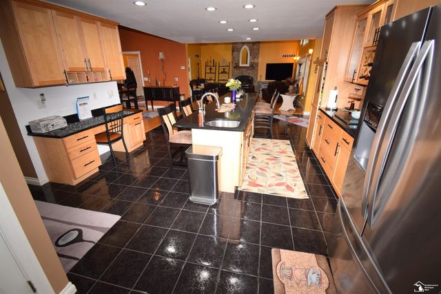 24160 Fairview Drive, New Boston, MI 48164