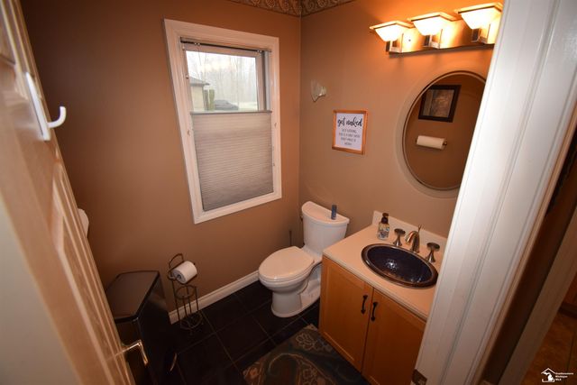 24160 Fairview Drive, New Boston, MI 48164