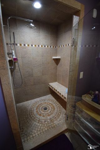 24160 Fairview Drive, New Boston, MI 48164