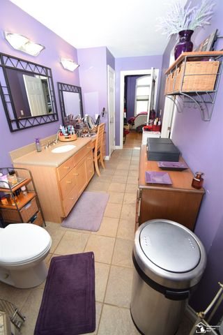 24160 Fairview Drive, New Boston, MI 48164