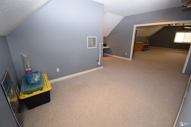 24160 Fairview Drive, New Boston, MI 48164