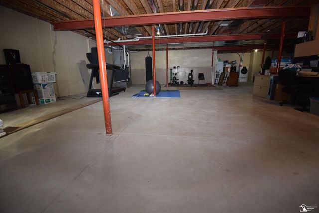 24160 Fairview Drive, New Boston, MI 48164