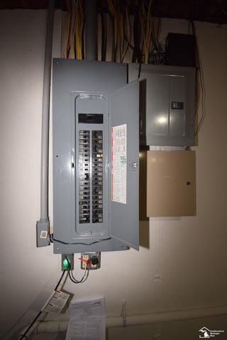 24160 Fairview Drive, New Boston, MI 48164