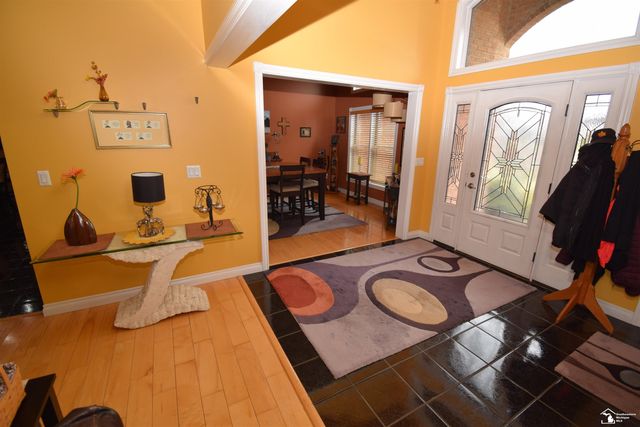 24160 Fairview Drive, New Boston, MI 48164