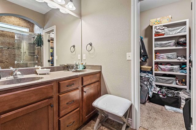 5100 Shadowridge Drive, Manhattan, KS 66503