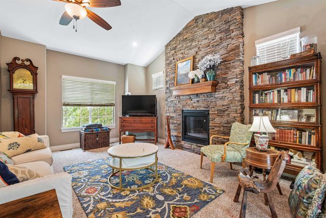 5100 Shadowridge Drive, Manhattan, KS 66503