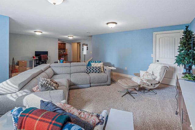 5100 Shadowridge Drive, Manhattan, KS 66503