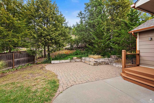 5100 Shadowridge Drive, Manhattan, KS 66503